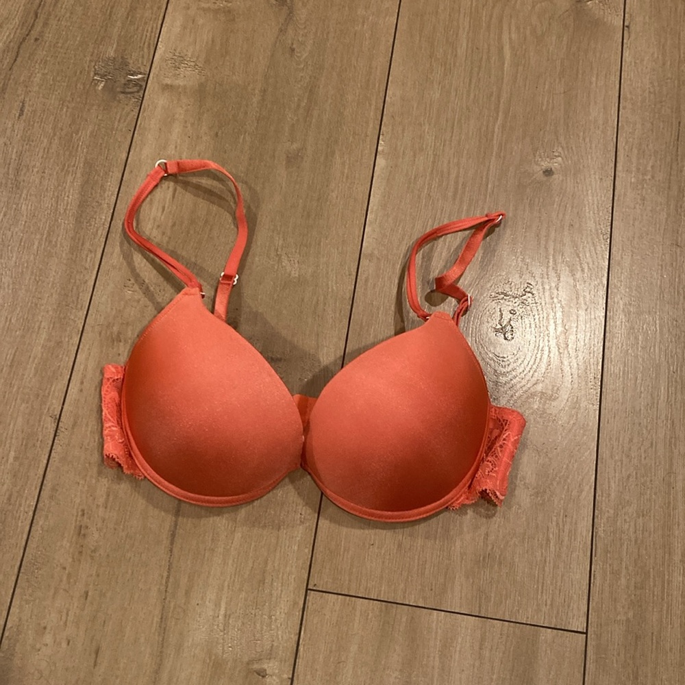 Fredericks Of Hollywood Bra Size 34B